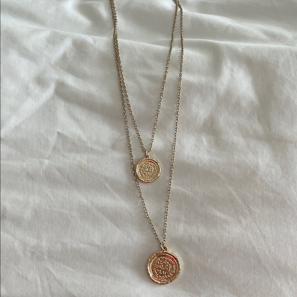 Gold Double Layered Pendant Necklace
